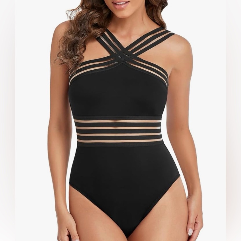 NWT Hilor One Piece Women’s Swimsuit, Bathing Suit, Cutouts, Size XL in Black